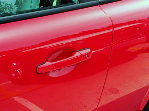 2012�� 2.0L Aktiv �ֶ���װ��