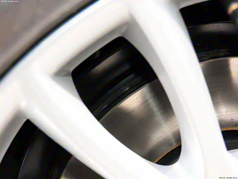 2012�� 2.0L Aktiv �ֶ���װ��