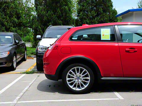 2012�� 2.0L Aktiv �ֶ���װ��