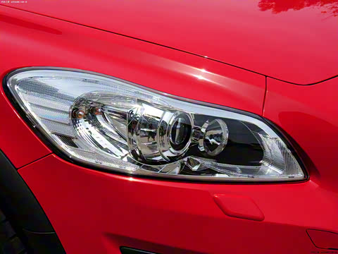 2012�� 2.0L Aktiv �ֶ���װ��