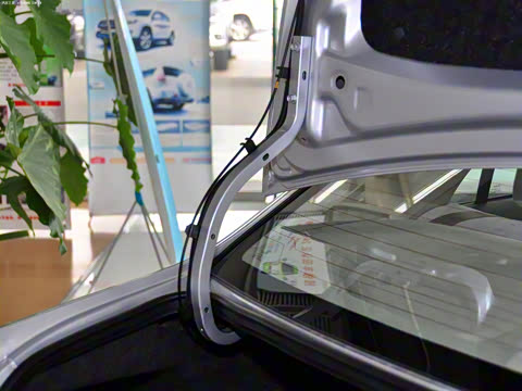 2011�� 1.6L �Զ������