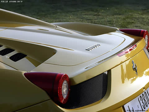 2013�� 4.5L Spider