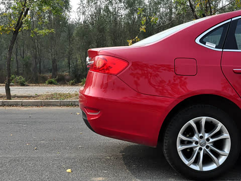 2011�� 1.6L �Զ�������