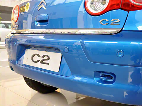 2012�� 1.6L �Զ��˶���