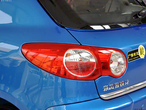 2012�� 1.6L �Զ��˶���