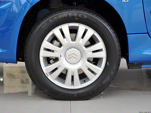 2012�� 1.6L �Զ��˶���