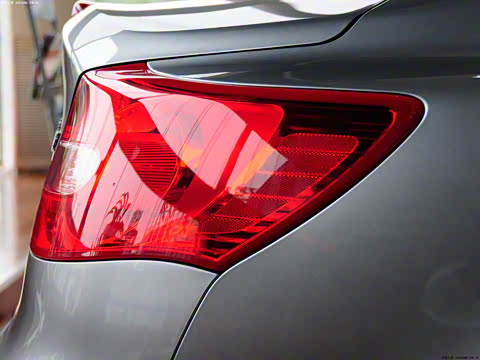 2011�� 2.4L ����CVT��׼��