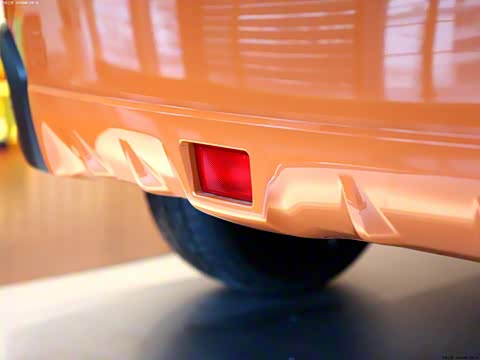 2012�� 2.0i ������