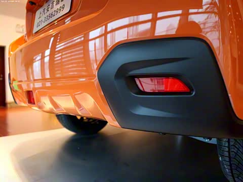 2012�� 2.0i ������