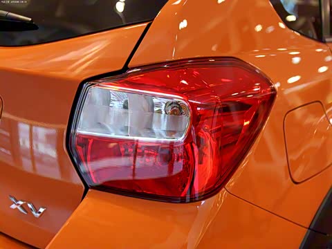 2012�� 2.0i ������