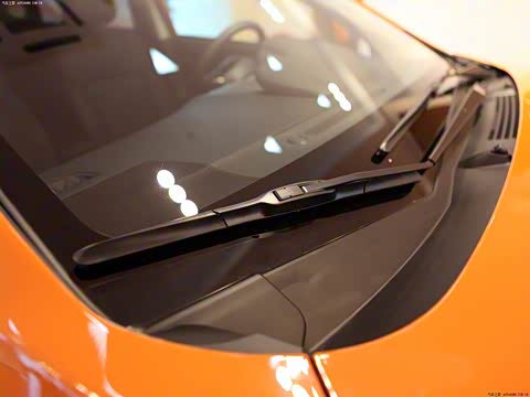 2012�� 2.0i ������