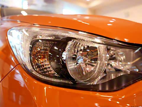 2012�� 2.0i ������