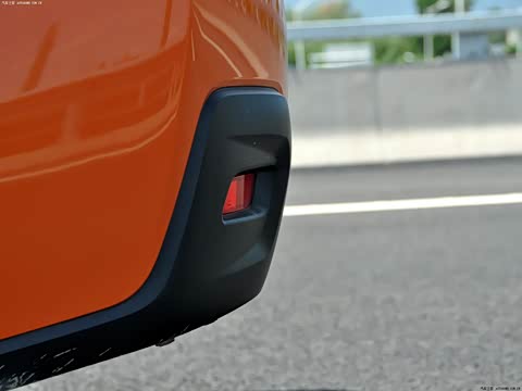 2012�� 2.0i ������