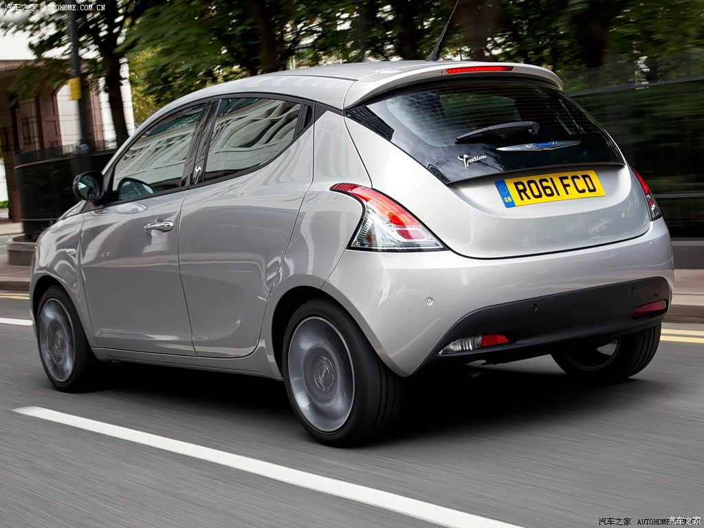 克莱斯勒ypsilon 2012款 基本型 1349318图片_克莱斯勒_汽车图库_汽车