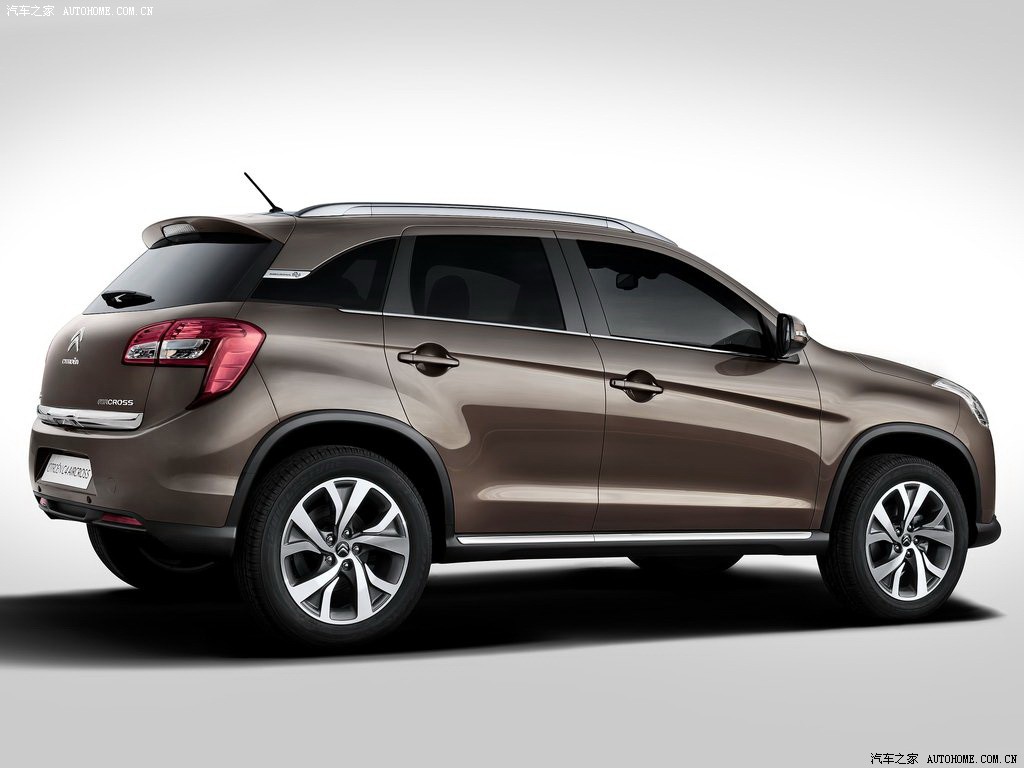 雪铁龙(进口) 雪铁龙c4 aircross 2012款 2.0l 四驱豪华版