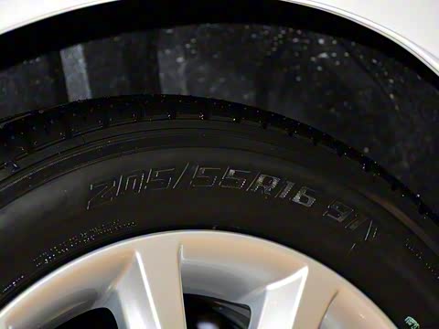 2012�� CT200h ������