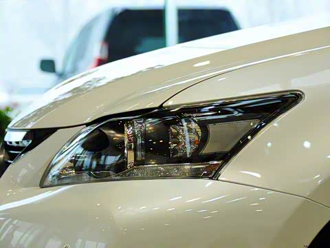 2012�� CT200h ������