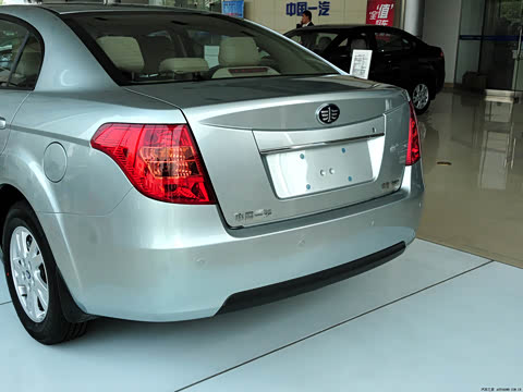 2012�� 1.6L �ֶ������