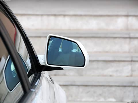 2012�� 3.0L �����˶���