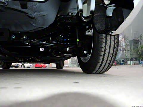 2012�� 1.6L �ֶ������׼��