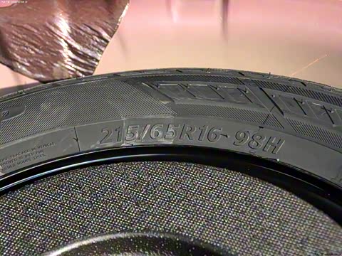 2012�� 2.5L CVT������ 4WD