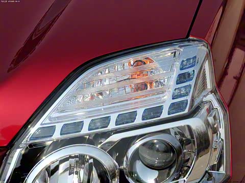 2012�� 2.5L CVT����� 4WD