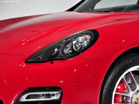 2012�� Panamera GTS 4.8L