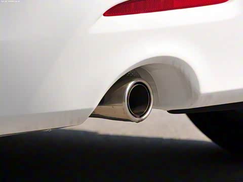 2012�� ���� 2.0L �ֶ��˶���