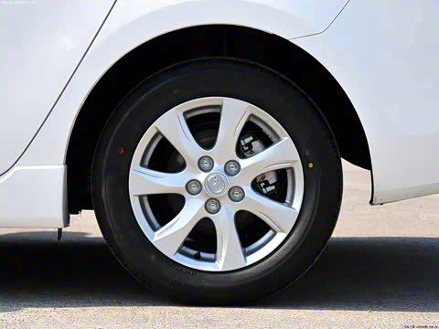 2012�� ���� 2.0L �ֶ��˶���