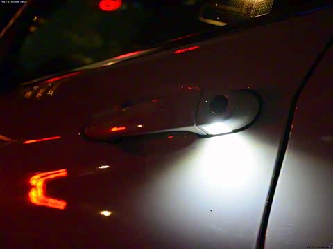 2012�� xDrive20i ������