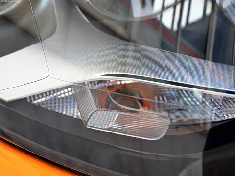 2012�� 1.6L Cross Polo AT