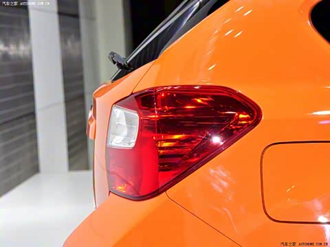 2012�� 2.0i ������