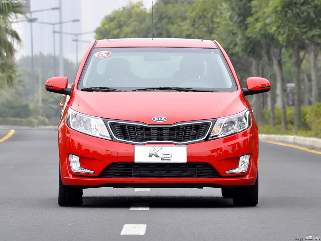 起亚k2 2012款 两厢 1.