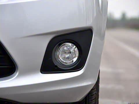 2012�� 1.3L �ֶ������� ��V