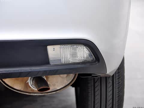 2012�� 1.3L �ֶ������� ��V