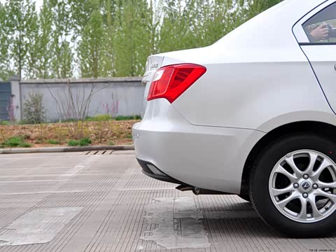 2012�� 1.3L �ֶ������� ��V