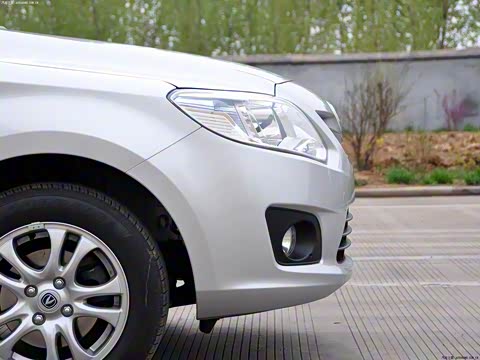 2012�� 1.3L �ֶ������� ��V