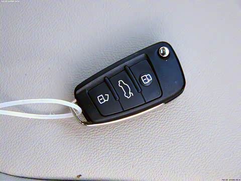 2012�� 1.6L �ֶ�������