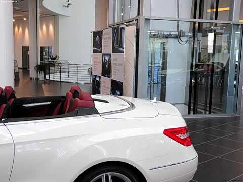 2011�� E 260 CGI �����