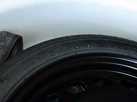 2012�� 1.6L SL MT