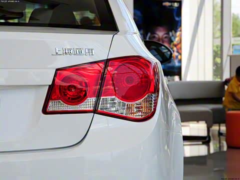 2012�� 1.6L SL MT