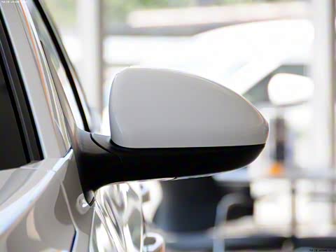 2012�� 1.6L SL MT