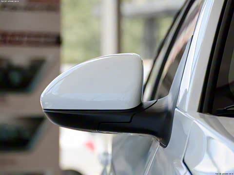 2012�� 1.6L SL MT