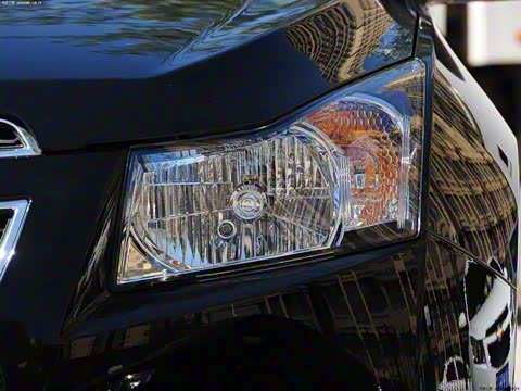 2012�� 1.6L SE MT