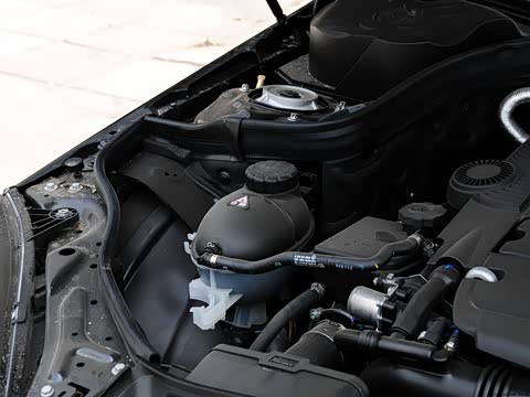 2012�� E 260 L CGIʱ����