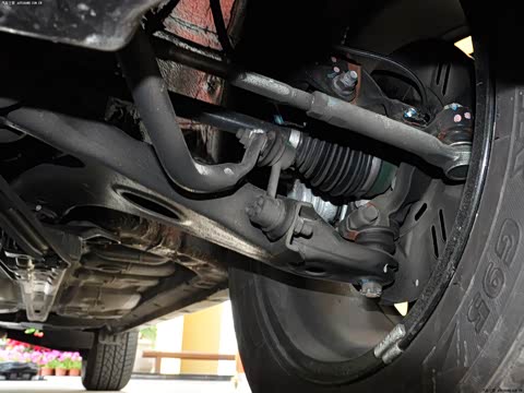 2012�� 2.0i ����������