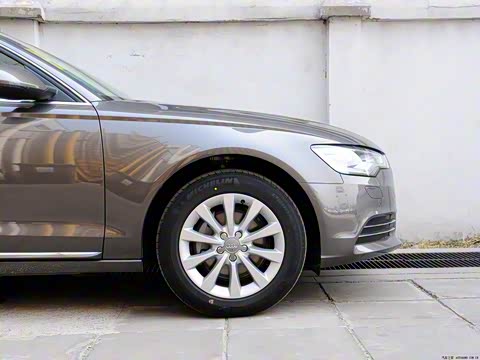 2012�� 30 FSI ������