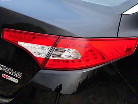 2012�� 2.0L �Զ�Premium