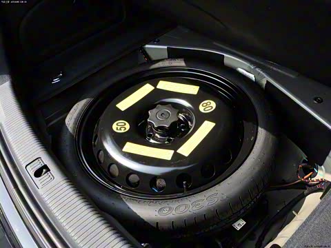 2012�� 50 TFSI quattro ������