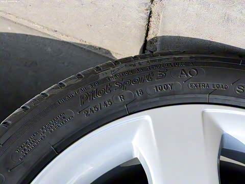 2012�� 50 TFSI quattro ������